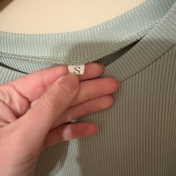 Amazon Women's Sage Green Sleeveless Ruched Bodycon Mini Dress Size S - Picture 3 of 4